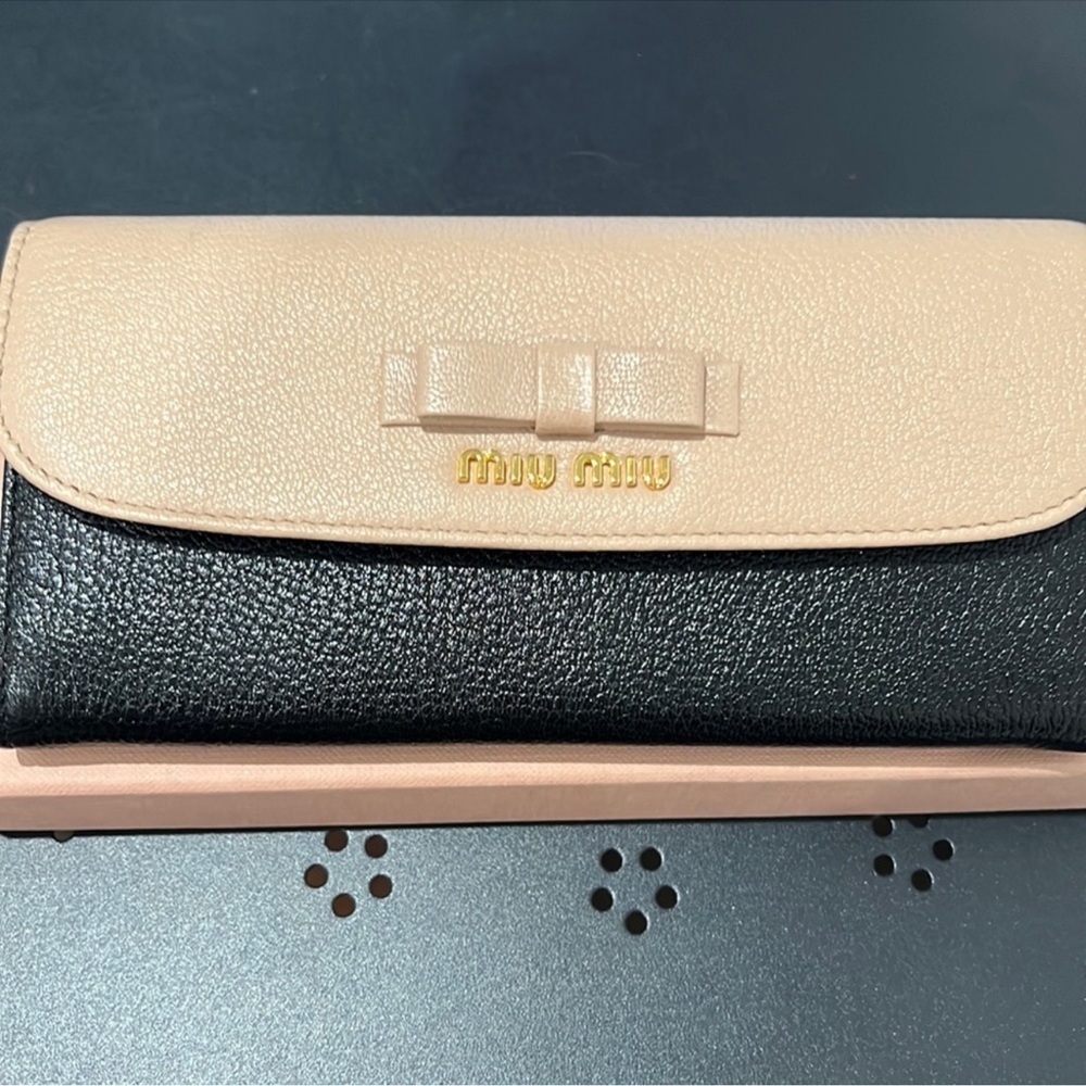 Miu miu women wallet
